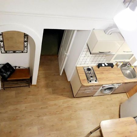 Regrand Apartment On Svobody 22 Лвив Екстериор снимка